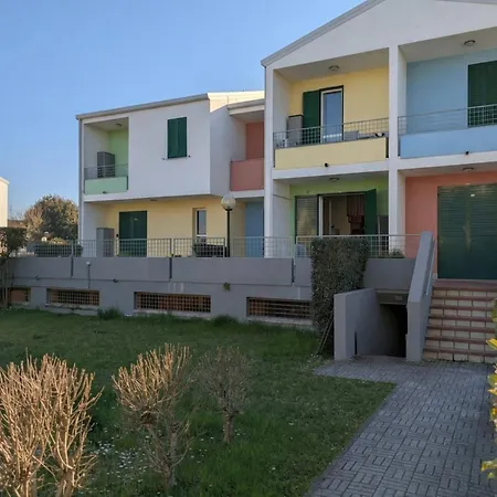 Charming Two-level With Pool וילה *